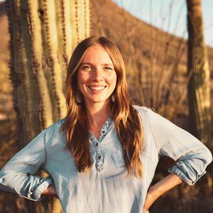 Meet your Posher, Caitlin